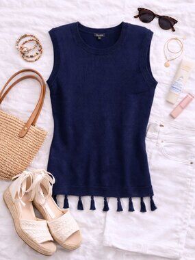 Talbots Navy Sleeveless Tank with Tassel Hem Medium NWT Resort Beach Travel